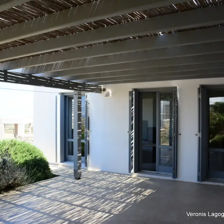 Glinado Naxos /House of 215 m2/ 640577