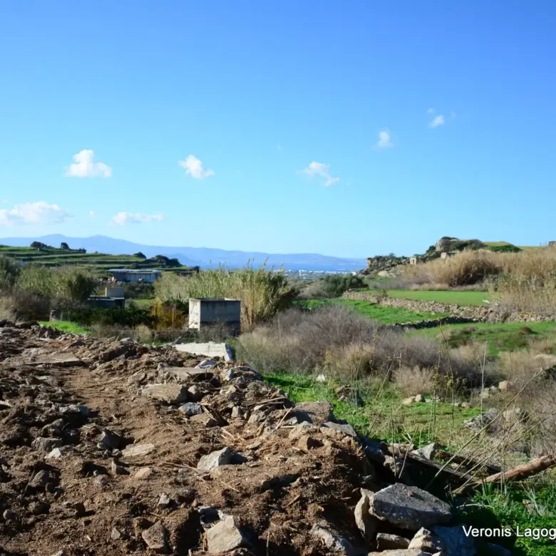 Βίβλος Νάξος / Οικόπεδο 360 m2