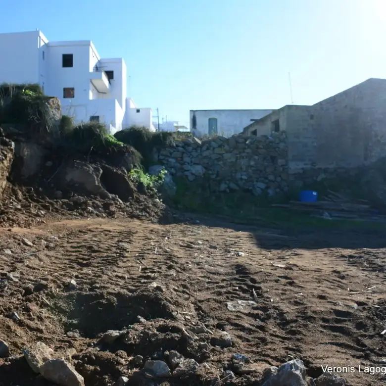 Βίβλος Νάξος / Οικόπεδο 360 m2