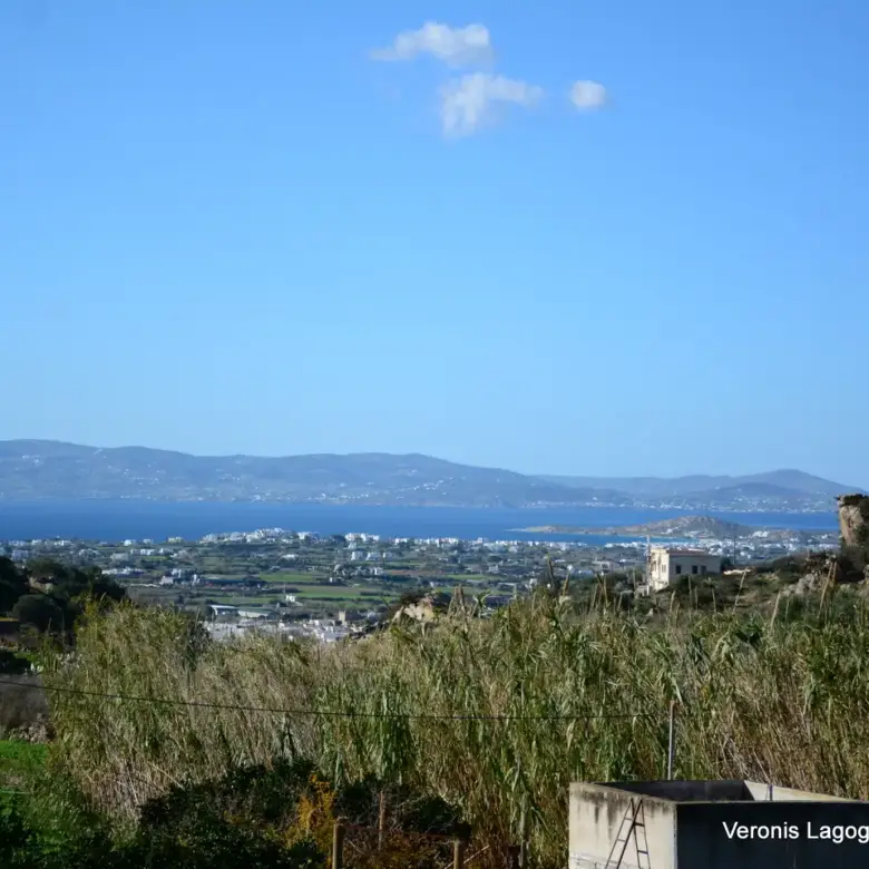 Βίβλος Νάξος / Οικόπεδο 360 m2