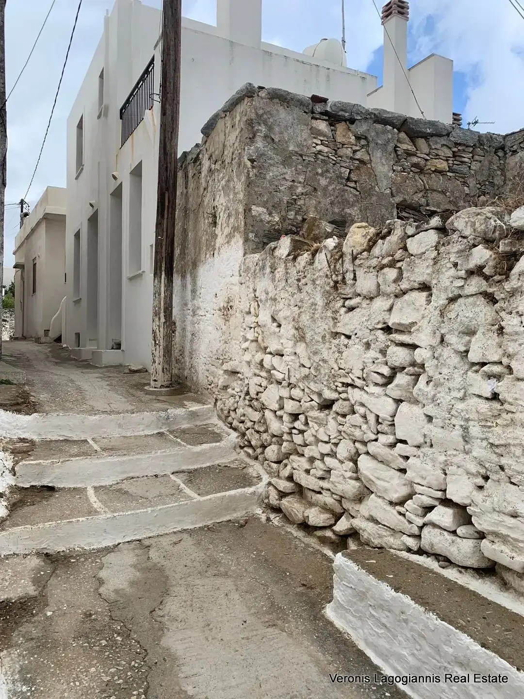 Δαμαριώνας Νάξου /ερειπωμένη πέτρινη κατοικία 83 m2 / 640592
