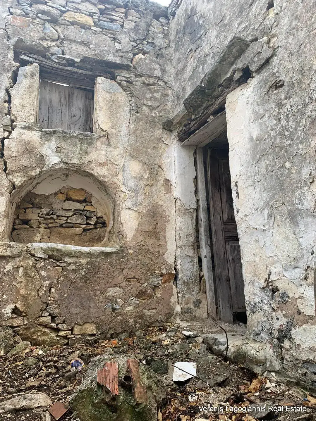 Δαμαριώνας Νάξου /ερειπωμένη πέτρινη κατοικία 83 m2 / 640592
