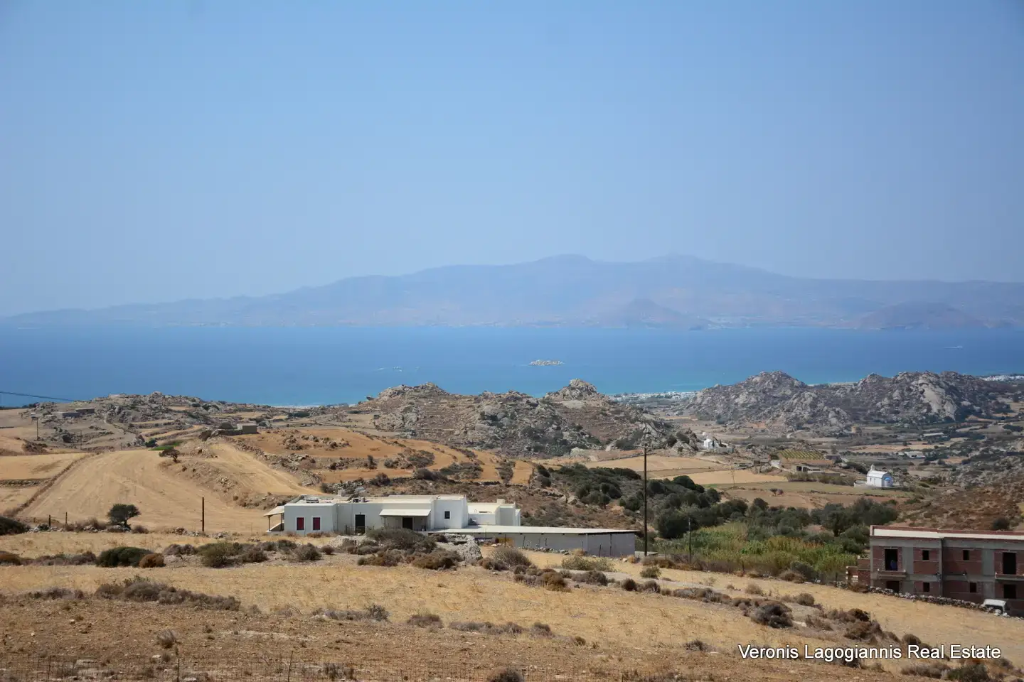 DSC_8653 Βίβλος Νάξου / 2 όμορα γεωτεμάχια συνολικής έκτασης 15.475,21 m2 / 640595