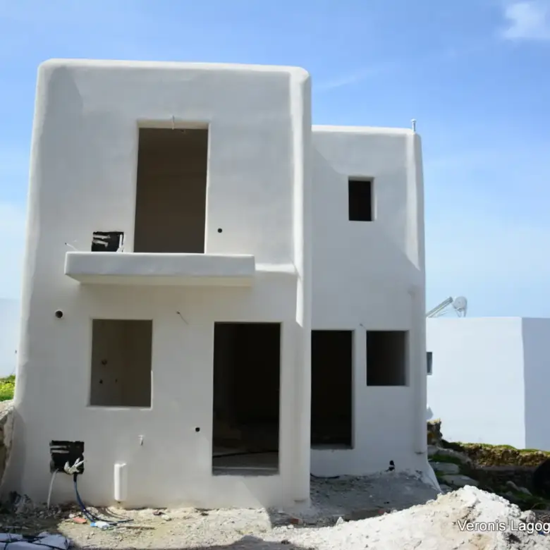Γλινάδο Νάξου / Ημιτελής Μεζονέτα 88 m2 /640617