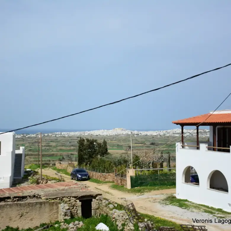 Γλινάδο Νάξου / Διαμέρισμα 1ου Ορόφου 86 m2 /640618