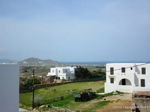 Γλινάδο Νάξου / Διαμέρισμα 1ου Ορόφου 86 m2 /640618