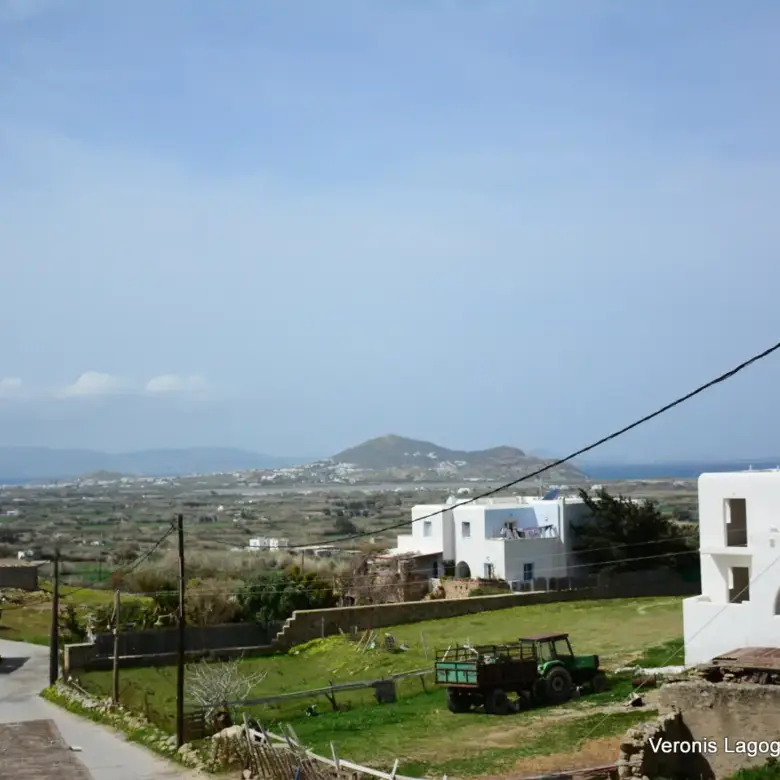 Γλινάδο Νάξου / Διαμέρισμα 1ου Ορόφου 86 m2 /640618