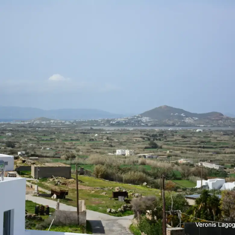 Γλινάδο Νάξου / Ημιτελής Μεζονέτα 88 m2 /640617