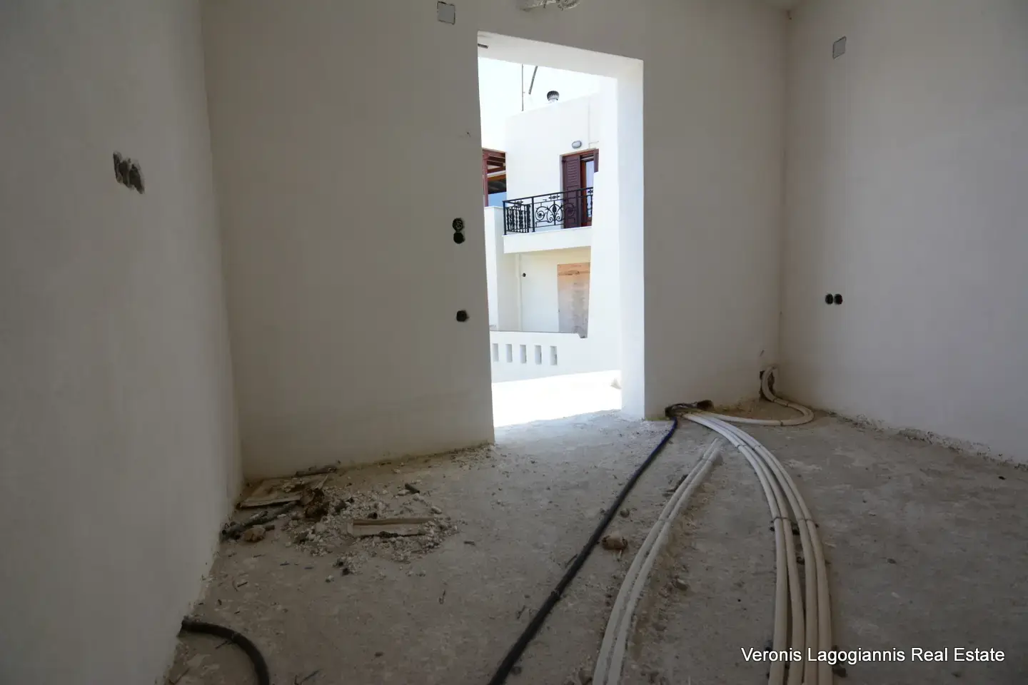 DSC_9572 Γλινάδο Νάξου / Ημιτελής Μεζονέτα 88 m2 /640617