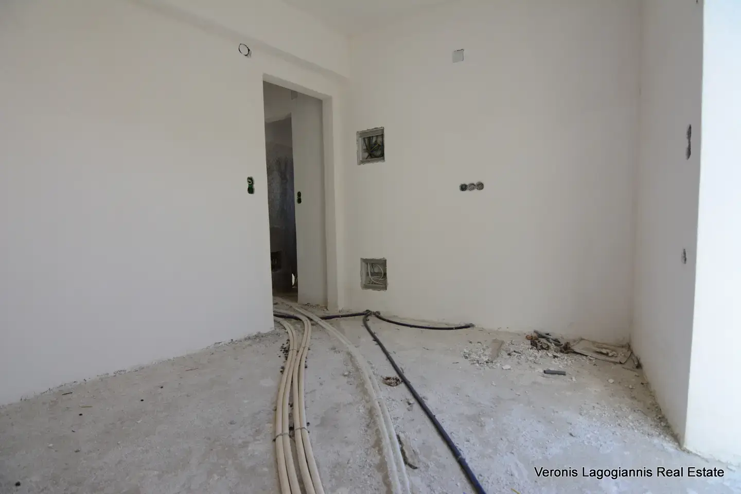 DSC_9574 Γλινάδο Νάξου / Ημιτελής Μεζονέτα 88 m2 /640617