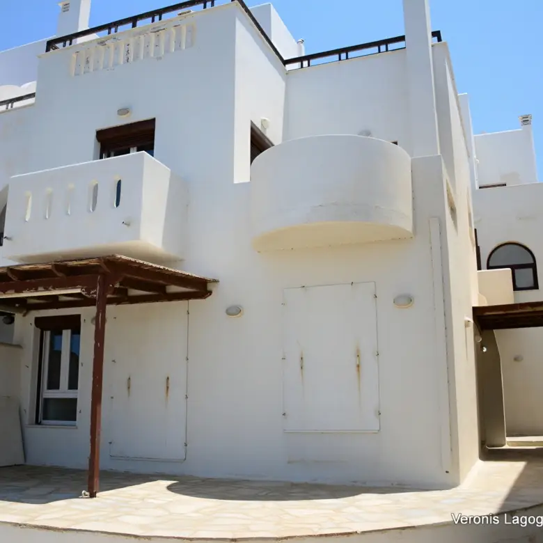 Chora Naxos / house of 135m2 / 640639