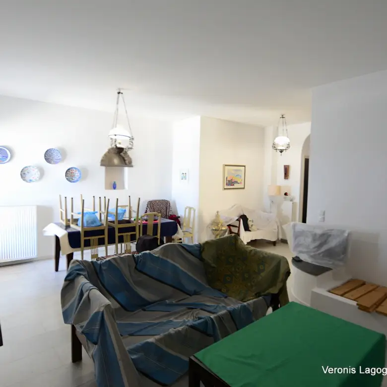 Chora Naxos / house of 135m2 / 640639