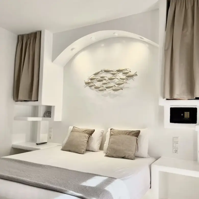 Χώρα Νάξου – Κατοικίες 28m2 – 52m2/ 640642