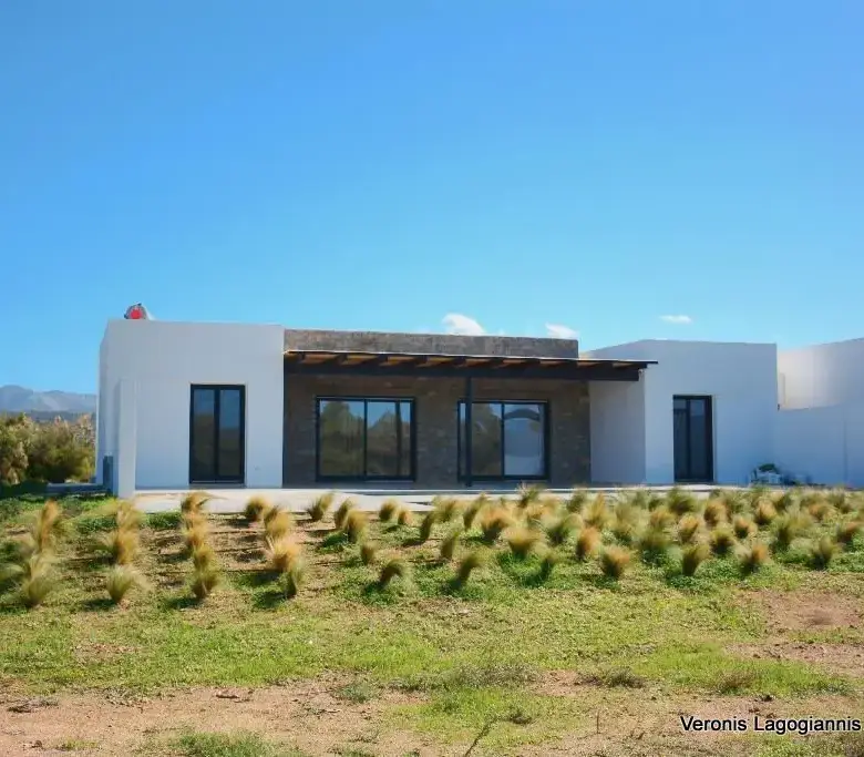 Chora Naxos / House of 118m2 / 640655