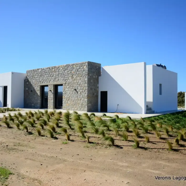 Chora Naxos / House of 118m2 / 640655
