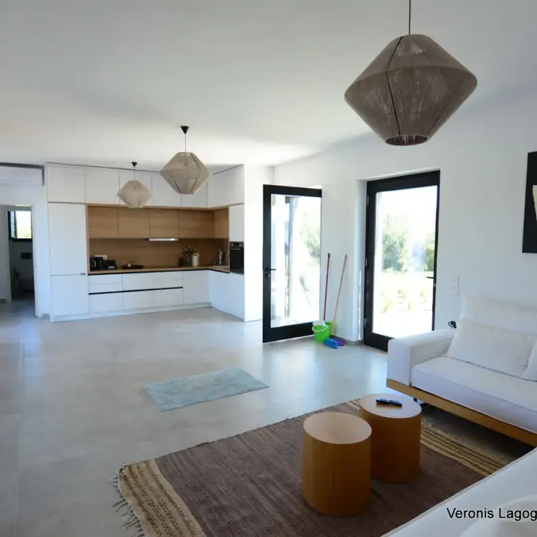 Chora Naxos / House of 118m2 / 640655