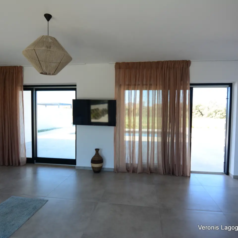Chora Naxos / House of 118m2 / 640655
