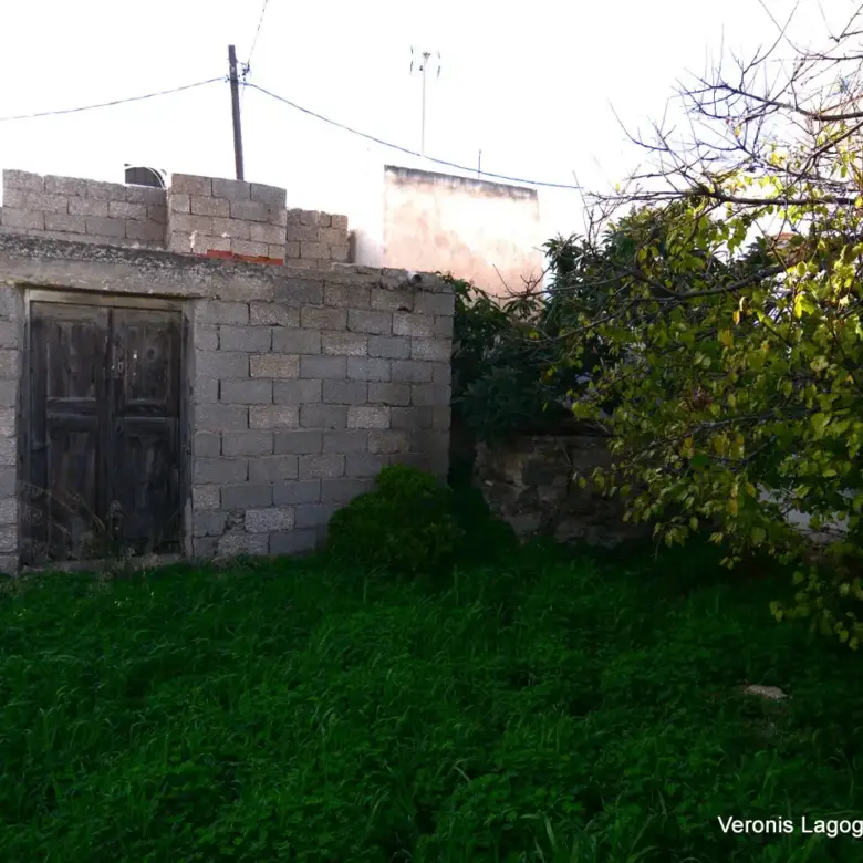Βίβλος Νάξου – Οικόπεδο 215.66m2 / 640656