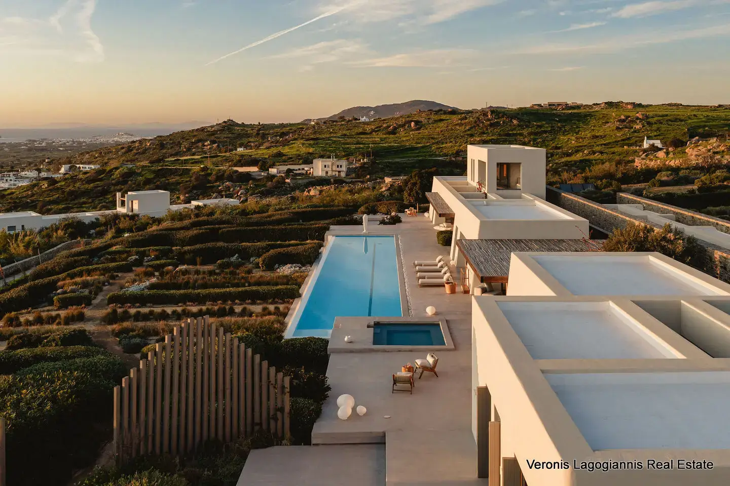 Plaka Naxos / Luxury Villas / 640672