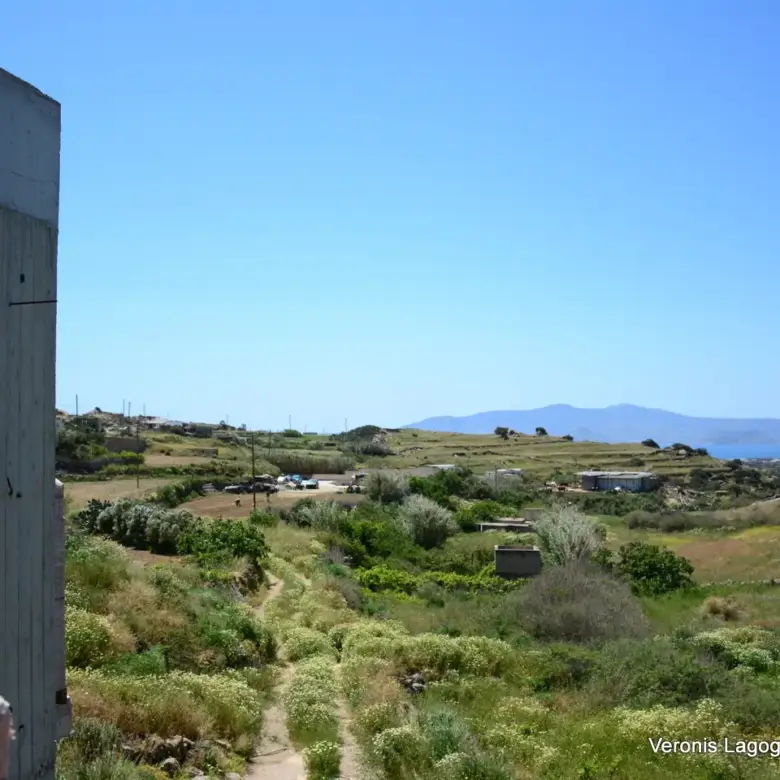 Βίβλος Νάξου / Τρεις Κατοικίες / 640673