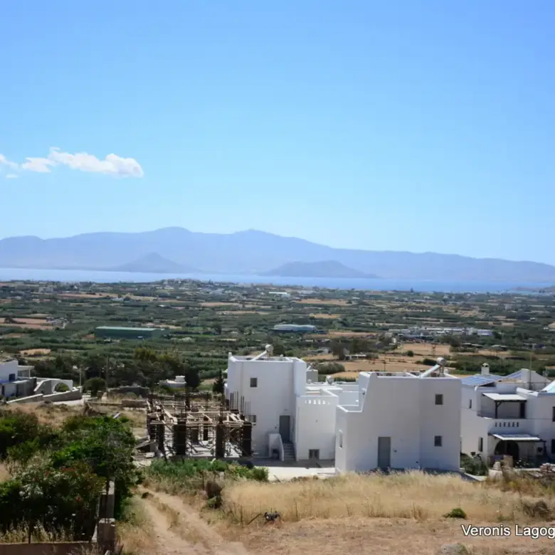 Γλινάδο Νάξου / Οικόπεδο 385.55m2 / 640678
