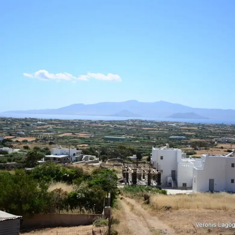 Γλινάδο Νάξου / Οικόπεδο 385.55m2 / 640678