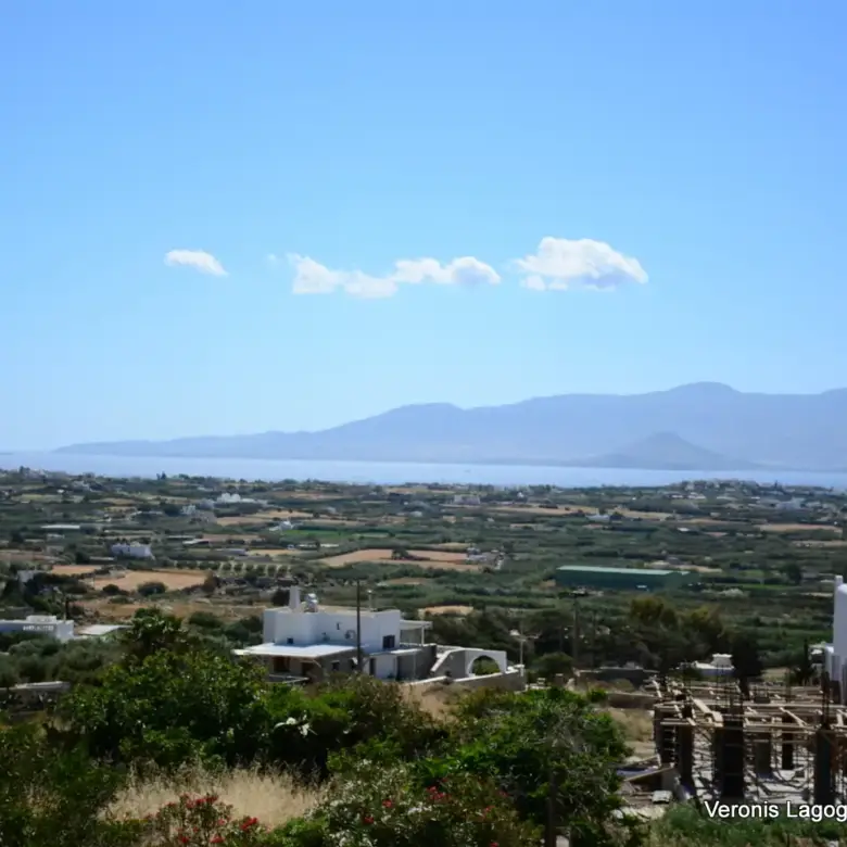 Γλινάδο Νάξου / Οικόπεδο 385.55m2 / 640678