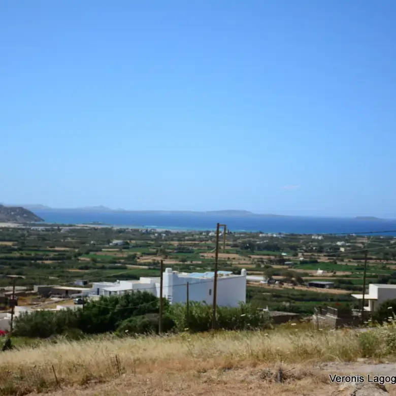 Γλινάδο Νάξου / Οικόπεδο 385.55m2 / 640678