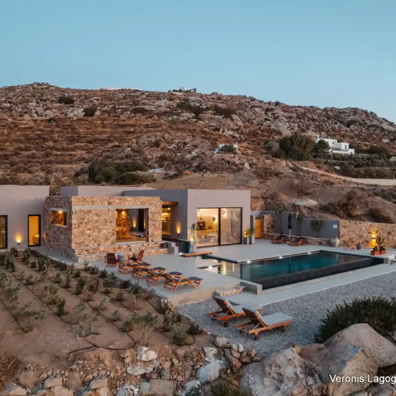 Λόφος Πλάκας Νάξου / Κατοικίες 185,78m2 / 640676