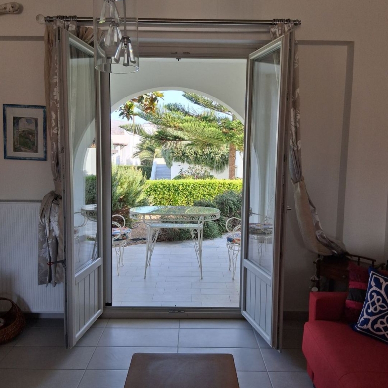 Galando Naxos / House of 65.65m2 / 640675
