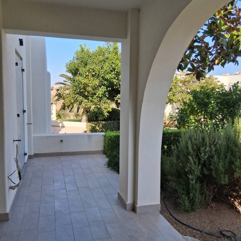 Galando Naxos / House of 65.65m2 / 640675