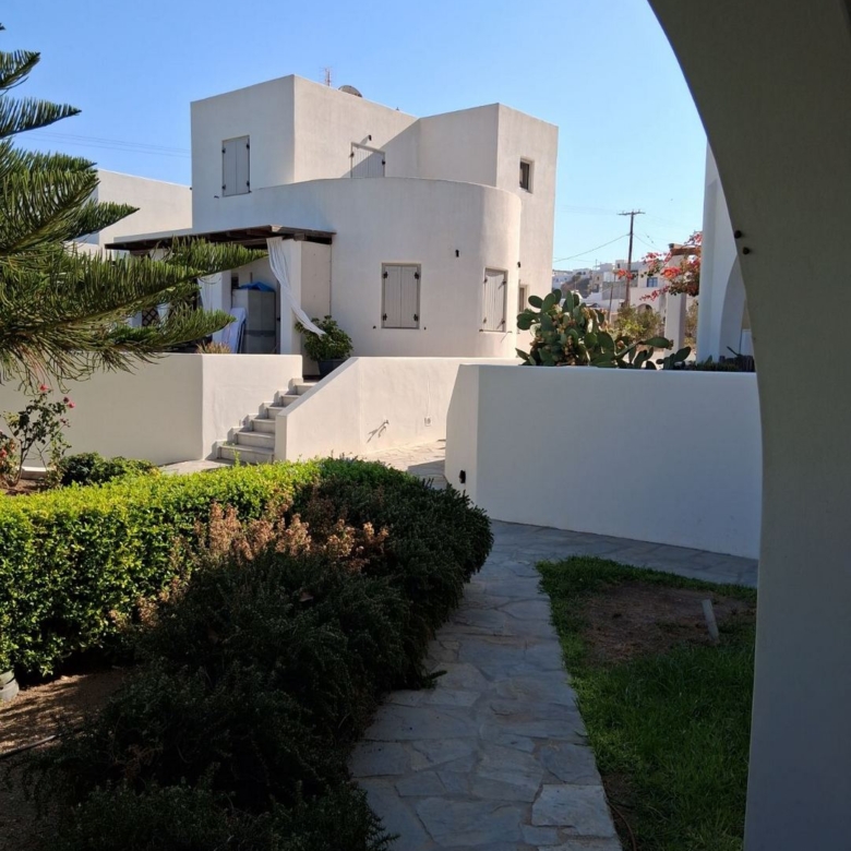 Galando Naxos / House of 65.65m2 / 640675