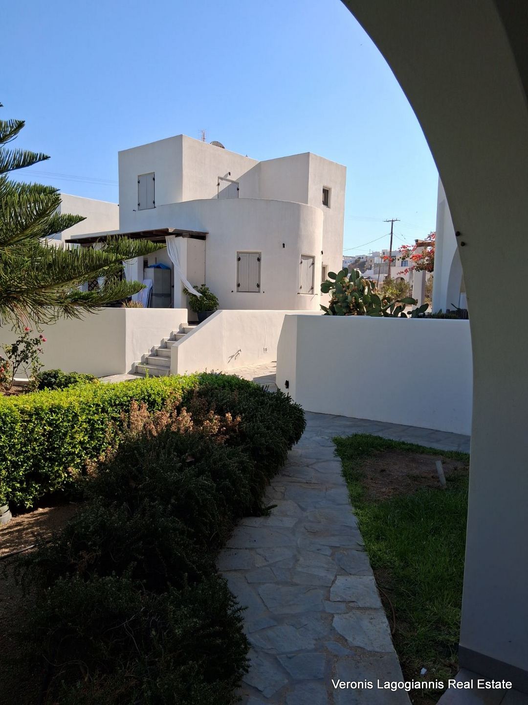 Galando Naxos / House of 65.65m2 / 640675