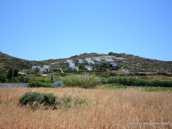 Plaka Naxos – Plot 2.500m2 / 640680