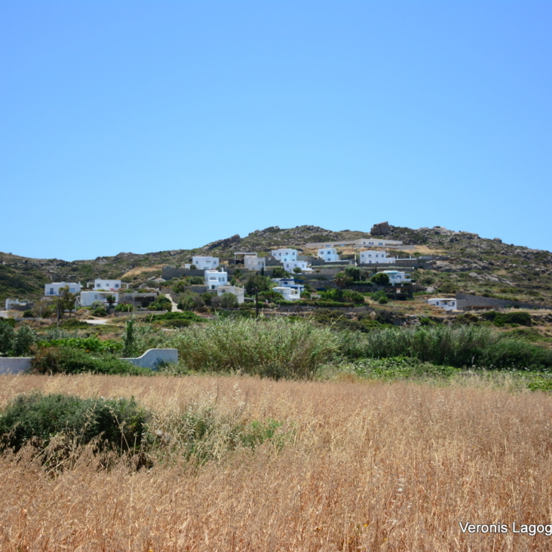Plaka Naxos – Plot 2.500m2 / 640680