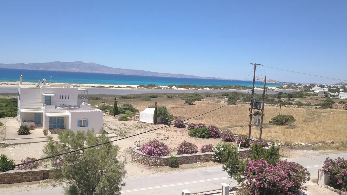 Glyfada Naxos / House of 217m2 / 640682