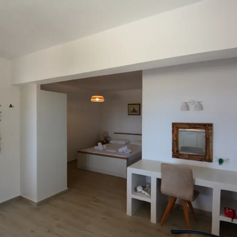 Glyfada Naxos / House of 217m2 / 640682