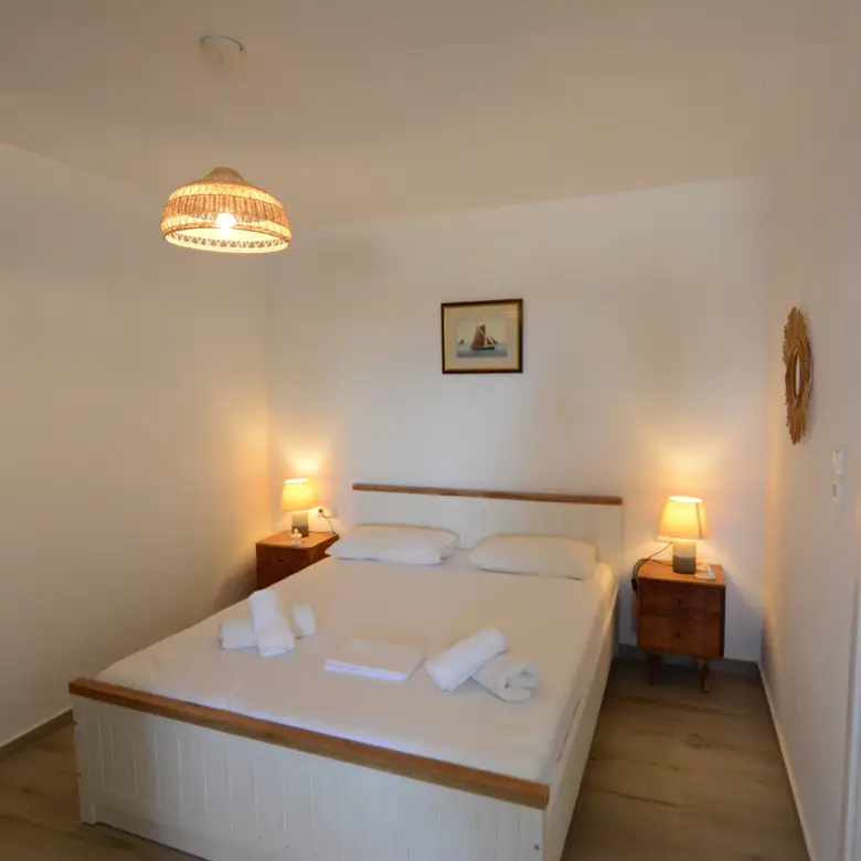 Glyfada Naxos / House of 217m2 / 640682