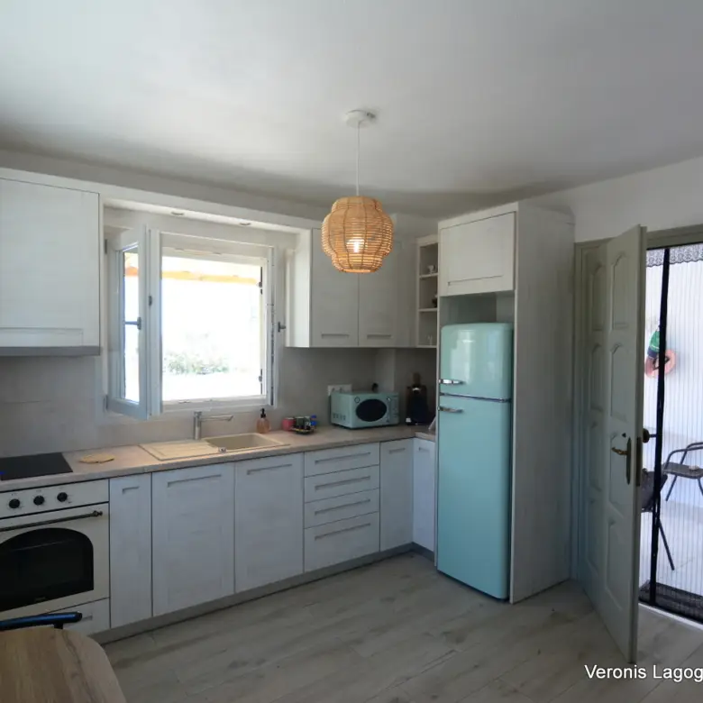 Glyfada Naxos / House of 217m2 / 640683