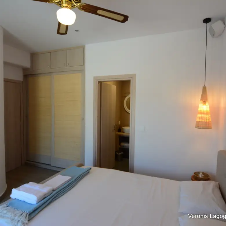 Glyfada Naxos / House of 217m2 / 640683