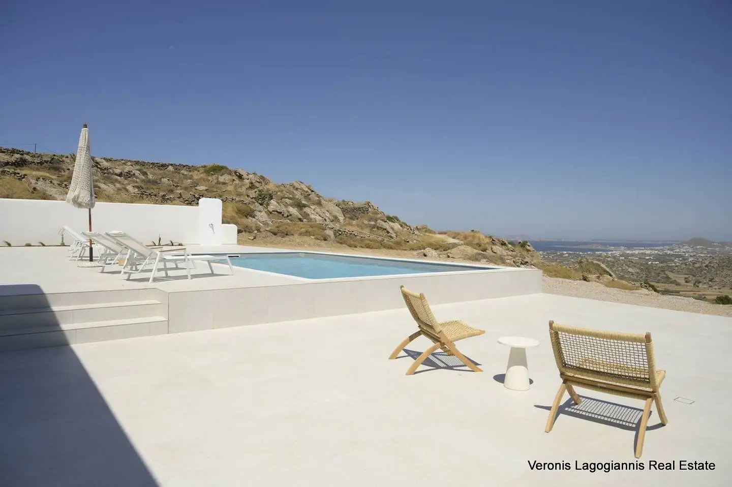 Plaka Naxos / Villa of 175m2 / 640685