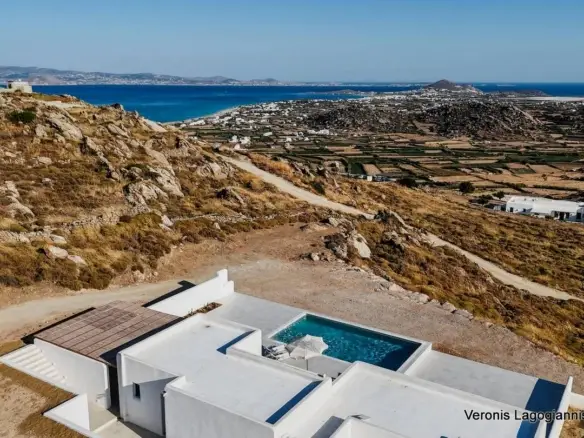 Plaka Naxos / Villa of 175m2 / 640685