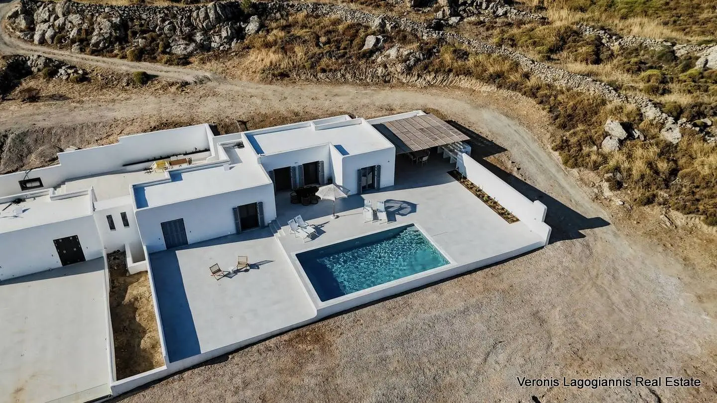 Plaka Naxos / Villa of 175m2 / 640685