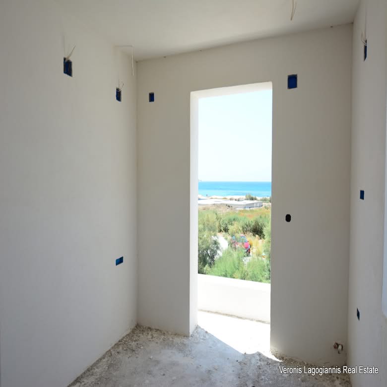 Plaka Naxos / House of 212m2 / 640684