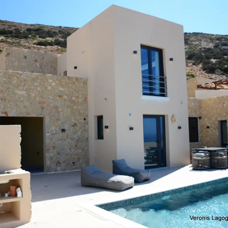 Mikri Vigla Naxos / House of 111m2 / 640689