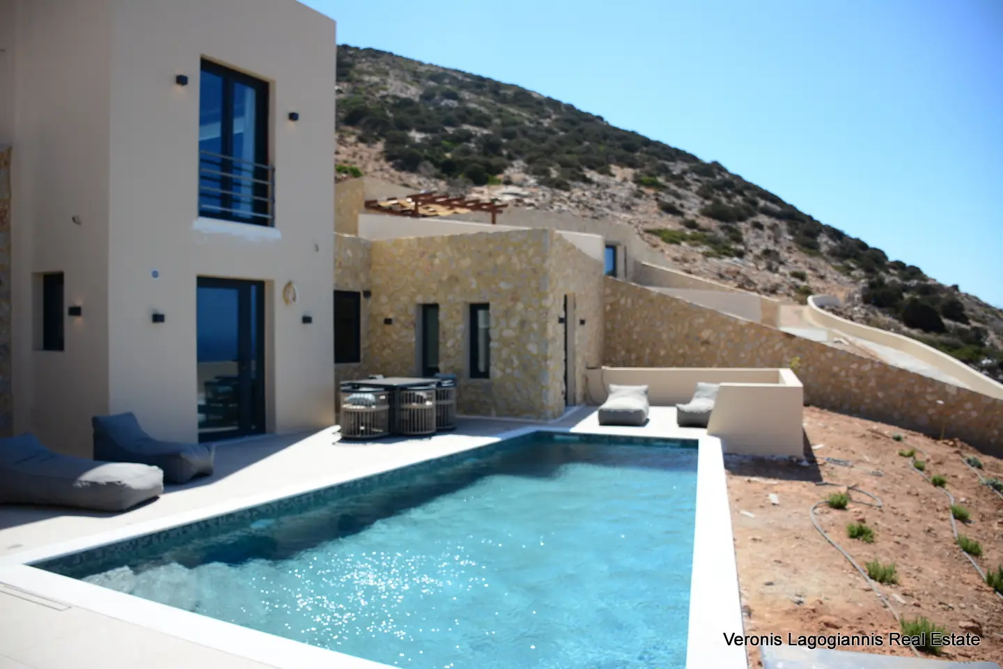 Mikri Vigla Naxos / House of 111m2 / 640689