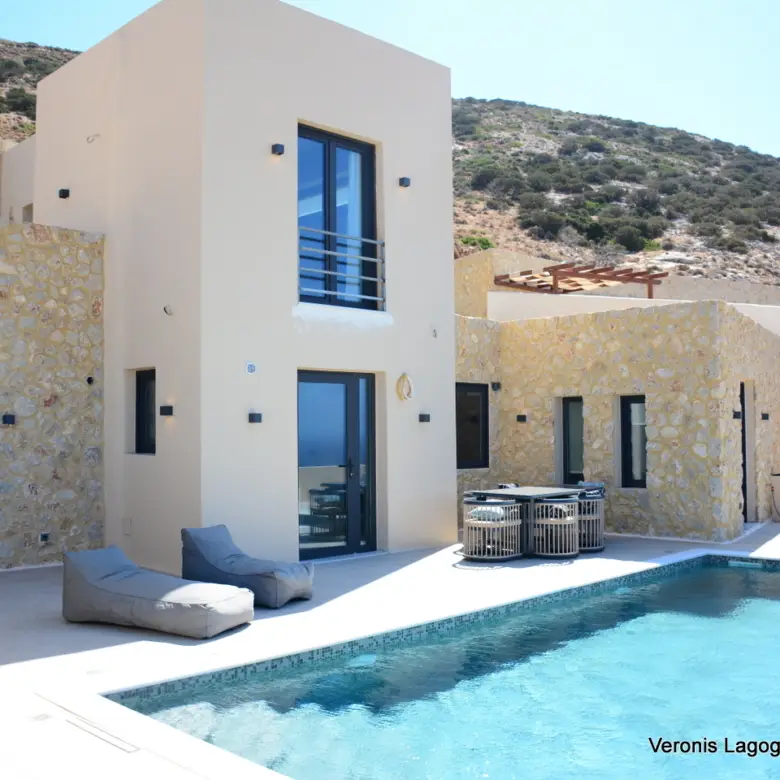 Mikri Vigla Naxos / House of 111m2 / 640689