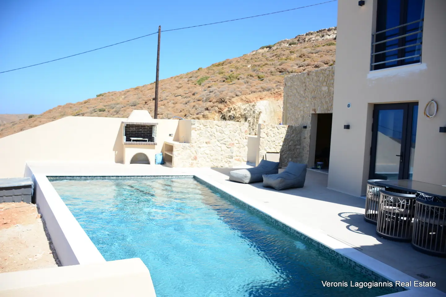 Mikri Vigla Naxos / House of 111m2 / 640689