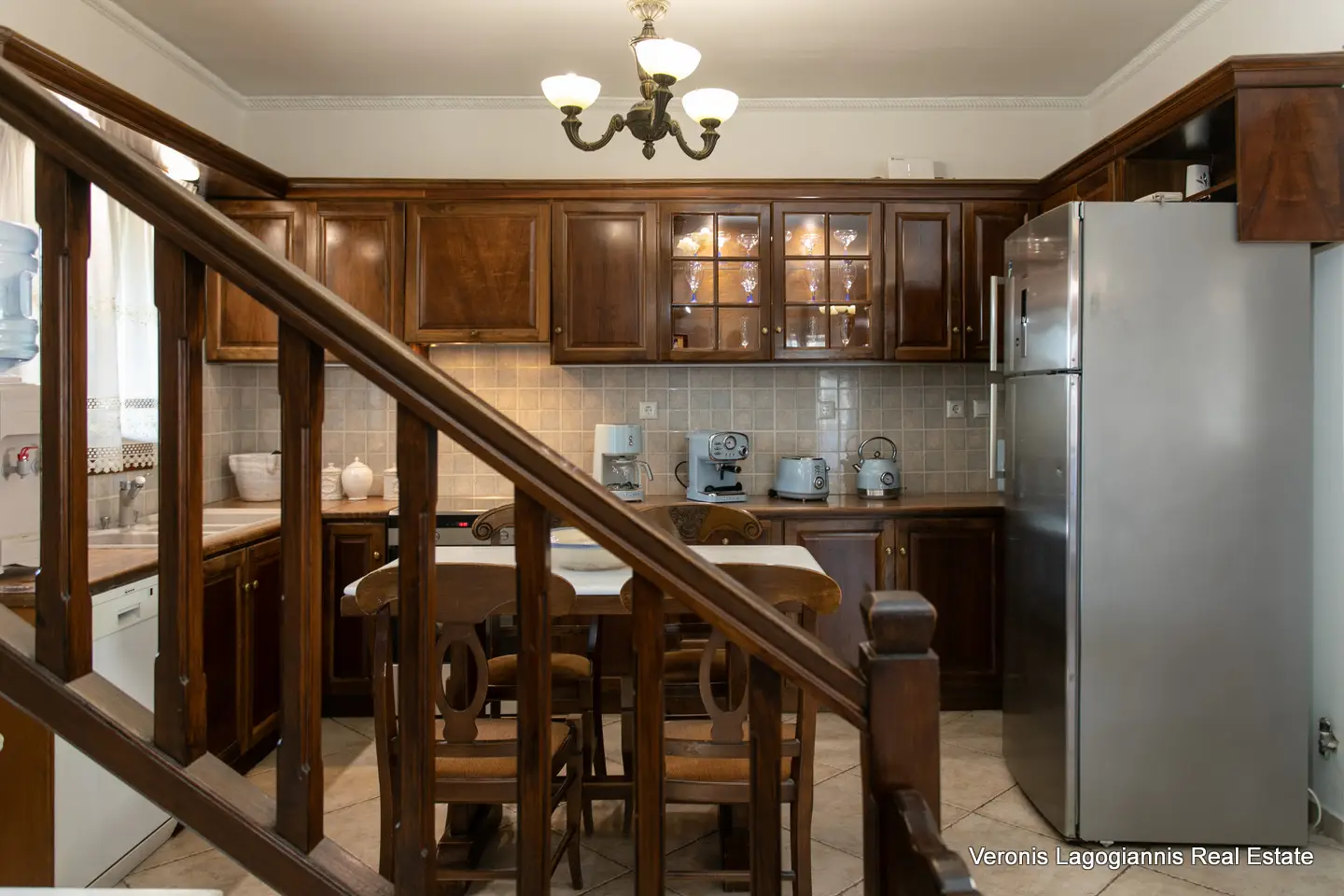 ABOVE – Vaporias-55 Chora Naxos / House of 195m2 / 640688