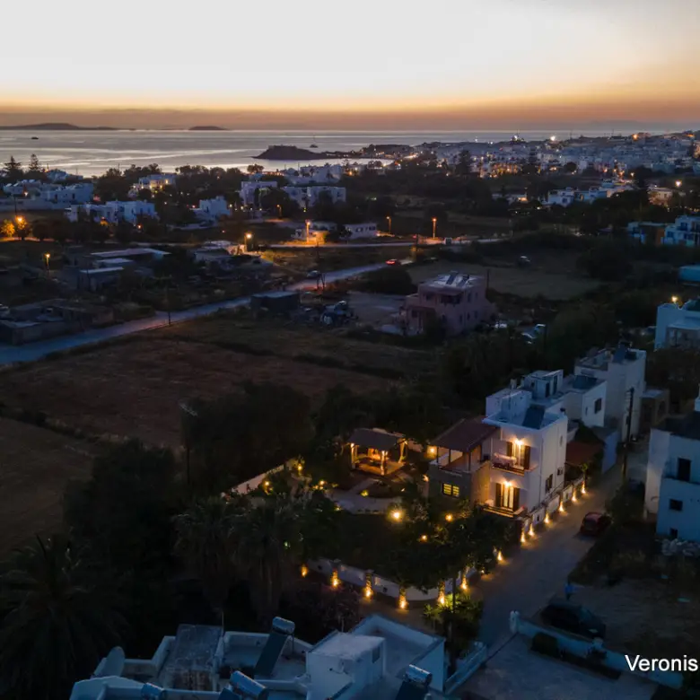 Chora Naxos / House of 195m2 / 640688